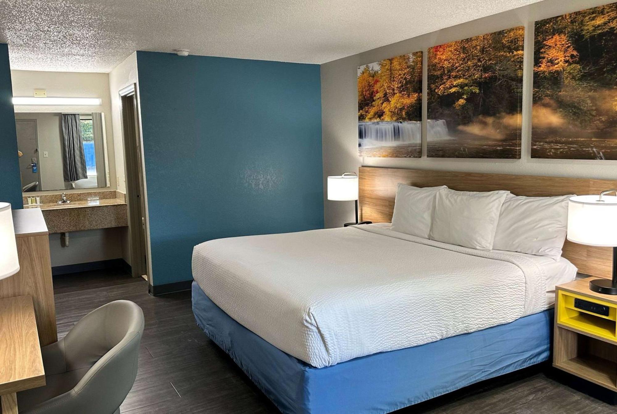 Days Inn By Wyndham Columbia Ne Fort Jackson Dış mekan fotoğraf